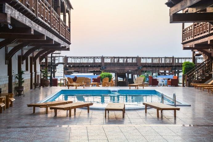 Imagen de la piscina del Hotel Jimmy Dahab. Foto 17