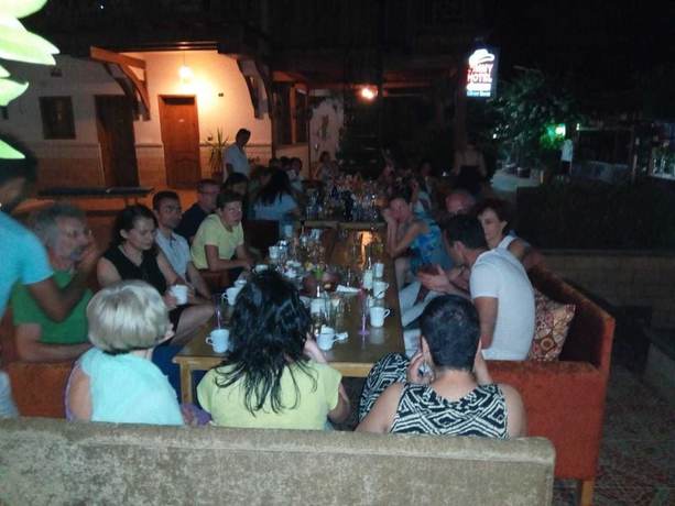 Imagen del bar/restaurante del Hotel Jimmy Dahab. Foto 9