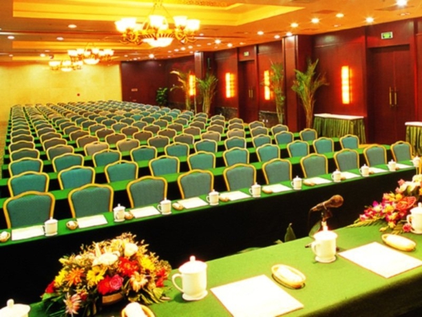 Imagen general del Hotel Jin Chen Jiang International. Foto 3