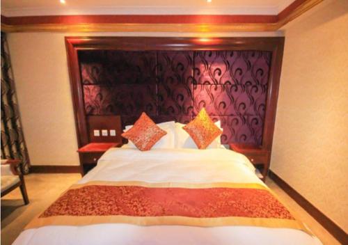 Imagen general del Hotel Jin Cheng International Holiday. Foto 5