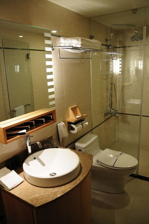 Imagen de la habitación del Hotel Jin Hua. Foto 13