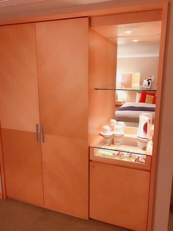 Imagen de la habitación del Hotel Jin Hua. Foto 22