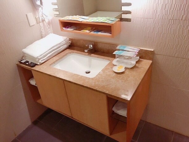 Imagen de la habitación del Hotel Jin Hua. Foto 30