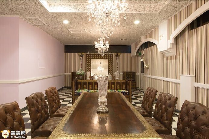 Imagen de los interiores del Hotel Jin Huei. Foto 17