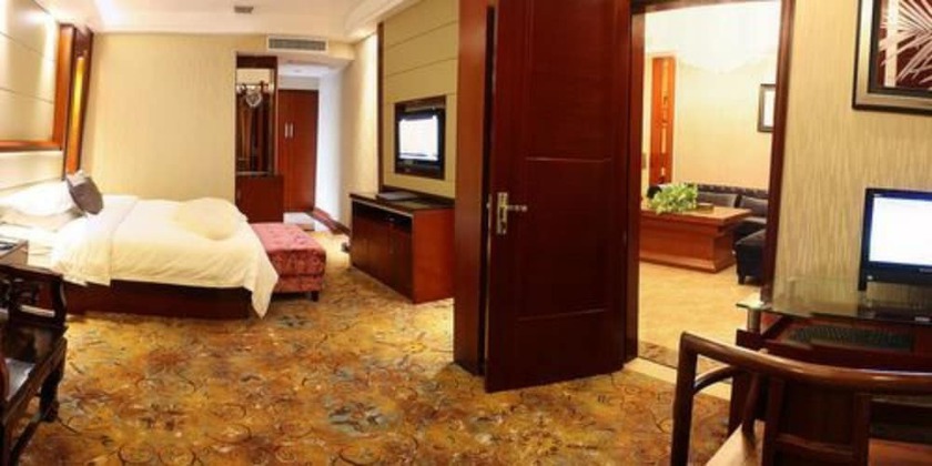 Imagen de la habitación del Hotel Jin Hui. Foto 6