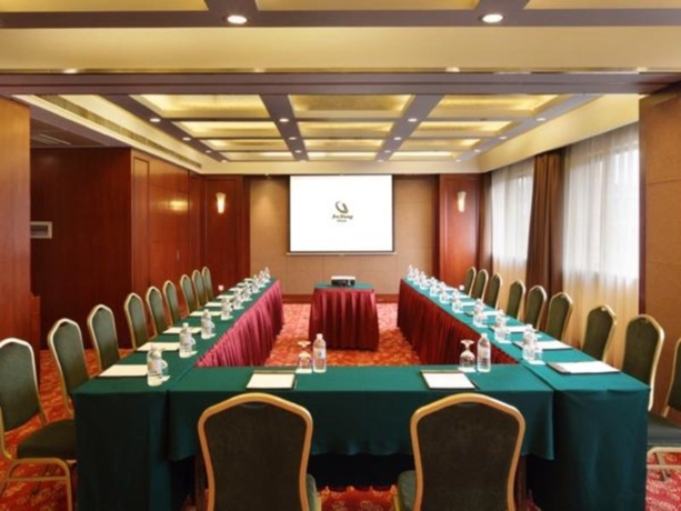 Imagen general del Hotel Jin Jiang Metropolo Hua Ting Guest House. Foto 2