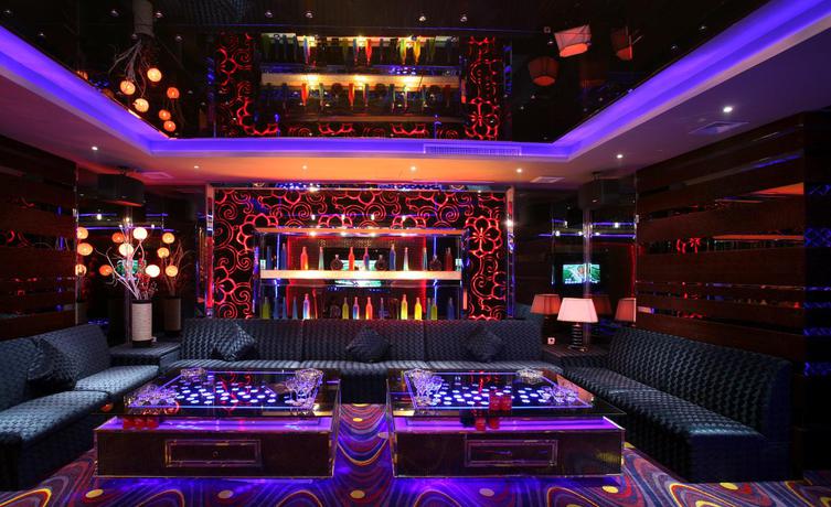 Imagen de los interiores del Hotel Jin Jiang Nanjing. Foto 9