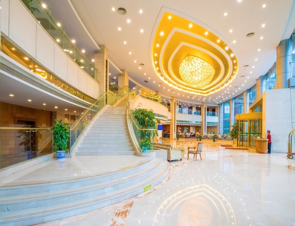Imagen de los interiores del Hotel Jin Jiang Pine City. Foto 17