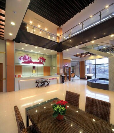 Imagen general del Hotel Jin Yong Quan Spa Hotspring Resort. Foto 4