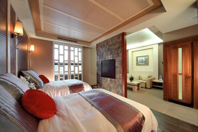 Imagen de la habitación del Hotel Jin Yong Quan Spa Hotspring Resort. Foto 24