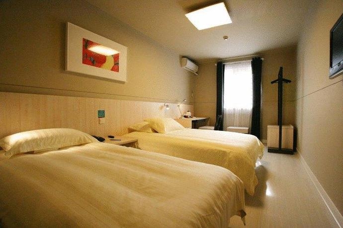 Imagen de la habitación del Hotel JinJiang Inn, Shenzhen. Foto 3