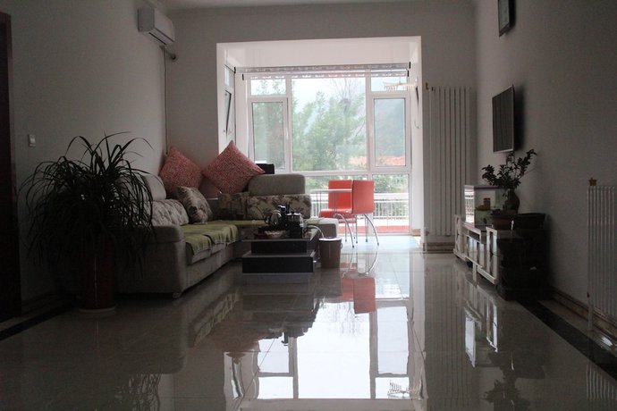 Imagen de la habitación del Hotel Jinan Banshan Linyun Resort Hotel. Foto 3