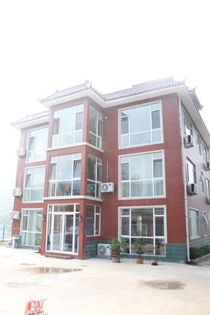 Imagen general del Hotel Jinan Banshan Linyun Resort Hotel. Foto 1