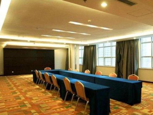 Imagen general del Hotel Jinan Blue Horizon Shizhong. Foto 9