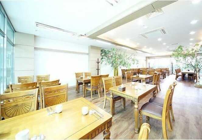 Imagen general del Hotel Jinan Red Ginseng Spavill. Foto 8