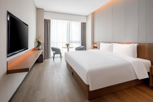 Imagen general del Hotel Jinan Zhonghai Kailu. Foto 3