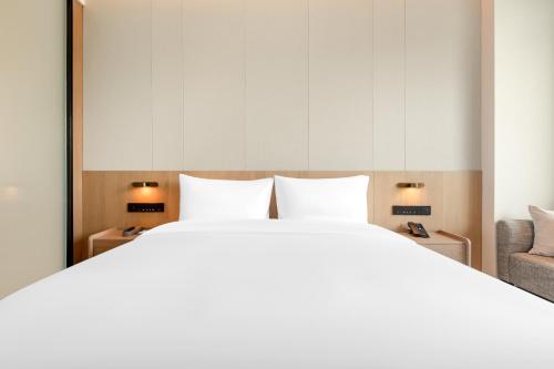 Imagen general del Hotel Jinan Zhonghai Kailu. Foto 8