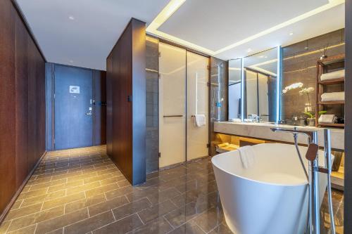 Imagen general del Hotel Jinan Ziyue Meixiu. Foto 11
