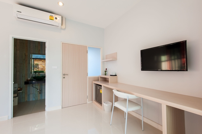 Imagen de la habitación del Hotel Jinda Resort. Foto 6