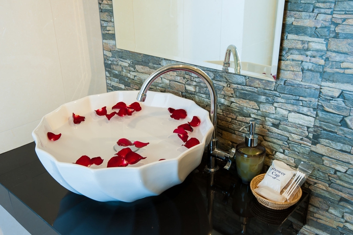 Imagen de la habitación del Hotel Jinda Resort. Foto 10