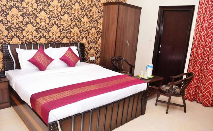 Imagen de la habitación del Hotel Jinendra Inn Jaipur. Foto 9