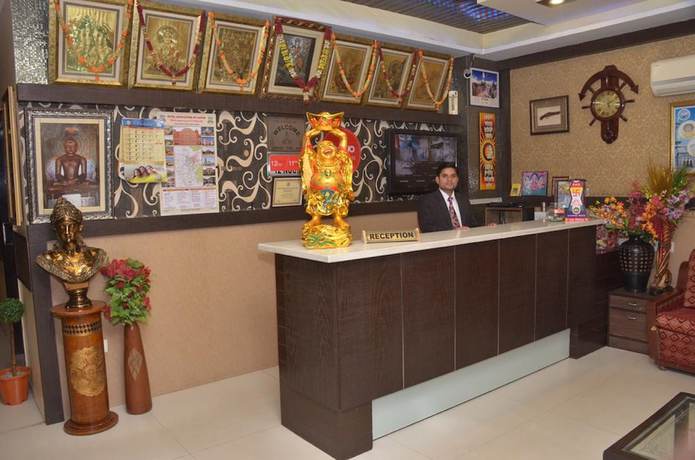 Imagen de los interiores del Hotel Jinendra Inn Jaipur. Foto 20