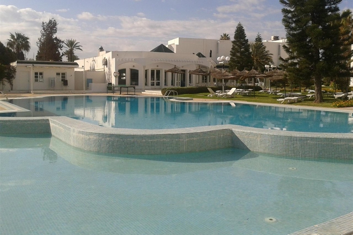 Imagen general del Hotel Jinene Beach. Foto 4