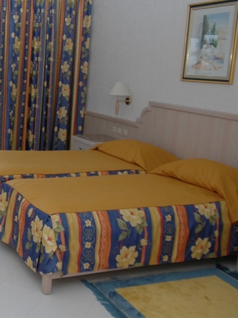 Imagen general del Hotel Jinene Beach. Foto 7