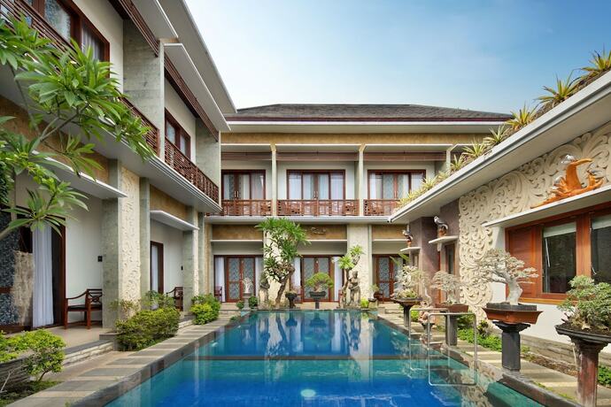 Imagen general del Hotel Jineswari Kuta. Foto 1