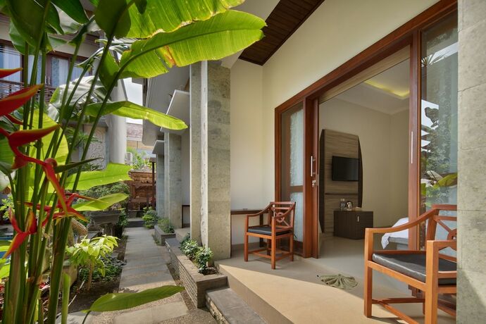 Imagen general del Hotel Jineswari Kuta. Foto 7