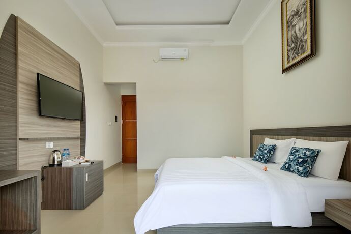 Imagen de la habitación del Hotel Jineswari Kuta. Foto 15