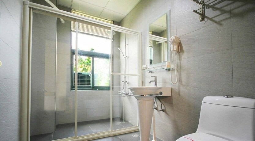 Imagen de la habitación del Hotel Jing Guan Yuan. Foto 16
