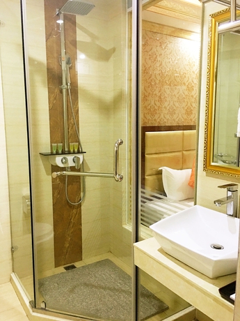 Imagen de la habitación del Hotel Jingdu. Foto 7