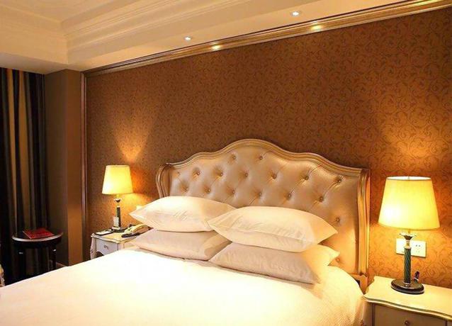Imagen de la habitación del Hotel Jingli. Foto 3