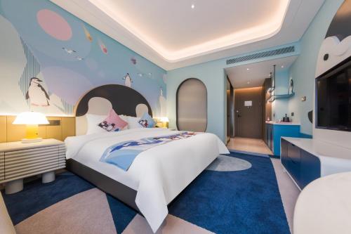 Imagen de la habitación del Hotel Jingqiao Haichang Penguin Wassim Shanghai. Foto 19