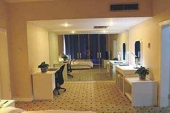 Imagen general del Hotel Jingu - Urumqi. Foto 3