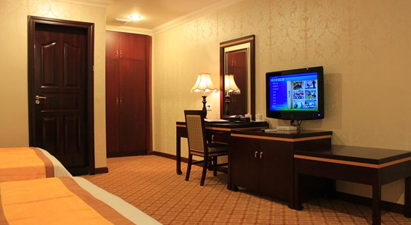 Imagen de la habitación del Hotel Jinguan. Foto 4