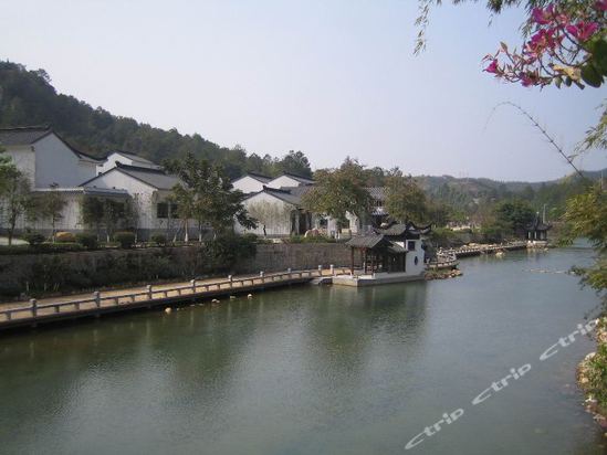 Imagen general del Hotel Jingui Spa Ecoresort. Foto 2