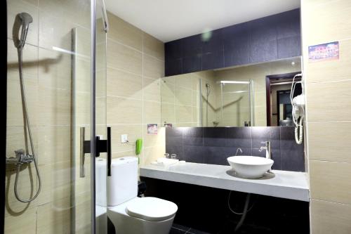 Imagen de la habitación del Hotel Jingxi International. Foto 6