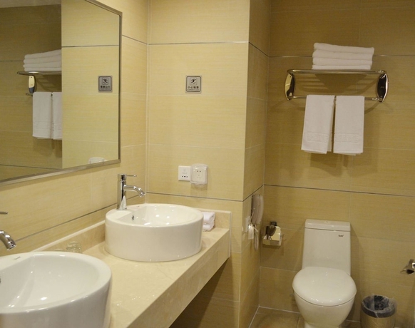Imagen de la habitación del Hotel Jingyuehotel. Foto 7