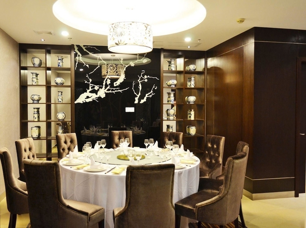 Imagen del bar/restaurante del Hotel Jingyuehotel. Foto 3