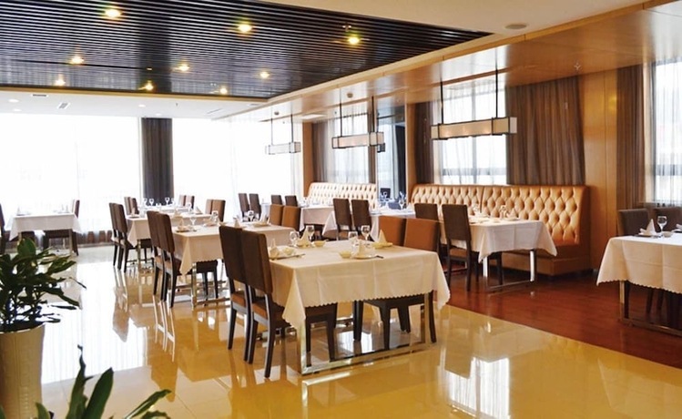 Imagen del bar/restaurante del Hotel Jingyuehotel. Foto 4