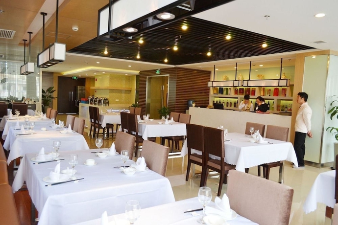 Imagen del bar/restaurante del Hotel Jingyuehotel. Foto 6