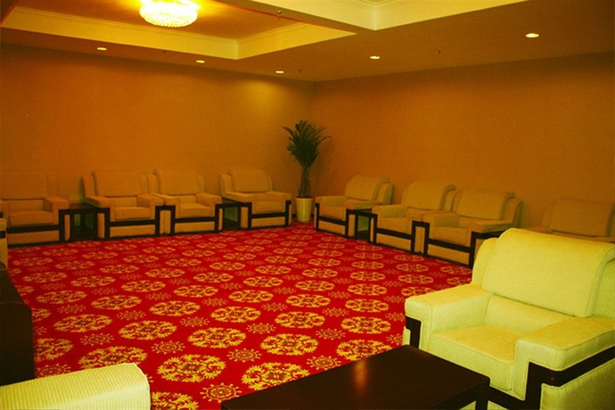 Imagen de los interiores del Hotel Jinhangxian International Business. Foto 4