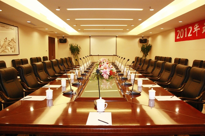 Imagen de los interiores del Hotel Jinhangxian International Business. Foto 5