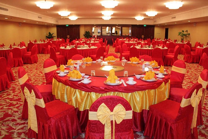 Imagen de los interiores del Hotel Jinhangxian International Business. Foto 8