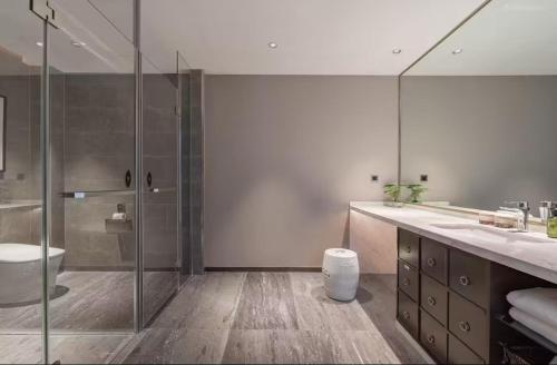 Imagen general del Hotel Jinhua Four Seasons Ruili. Foto 4
