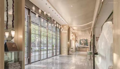 Imagen general del Hotel Jinhua Four Seasons Ruili. Foto 12