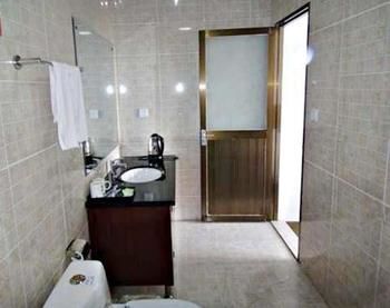 Imagen del bar/restaurante del Hotel Jinhuan - Jiuhuashan. Foto 5