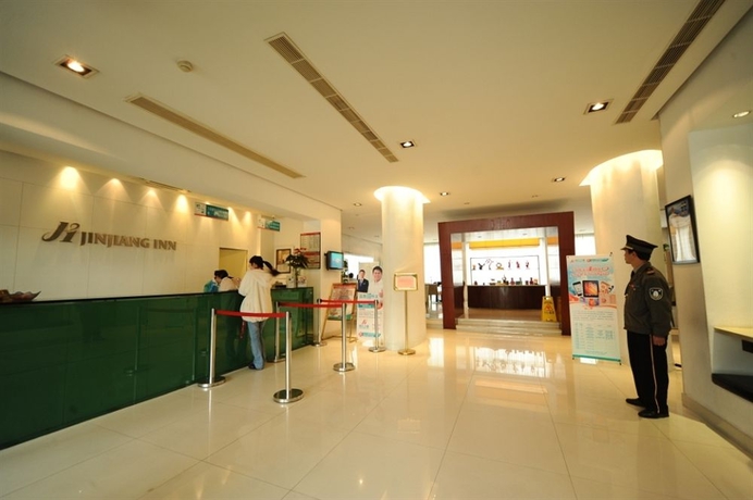 Imagen de los interiores del Hotel Jinjiang Huamu Inn Shanghai. Foto 6